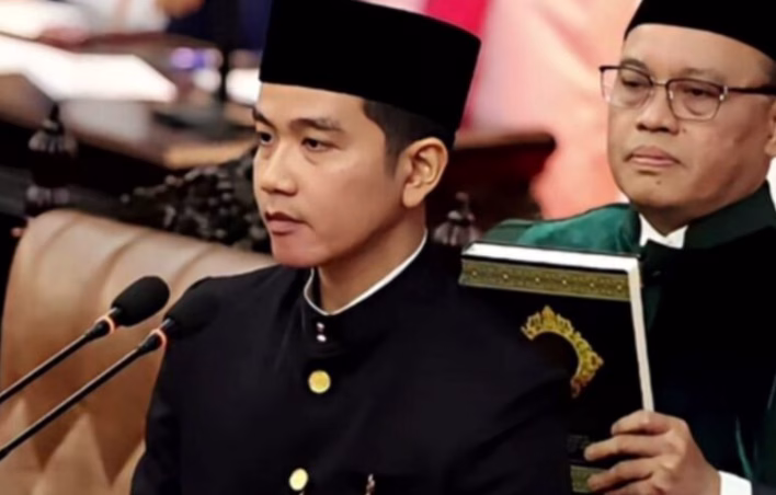 Gibran Balik Menjawab Polemik Ijazah: “Saya Tak Mungkin Kuliah Kalau Tak Lulus SMA”